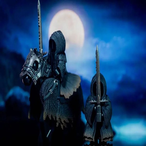 Lord of the Rings Ringwraith Statue and Horse