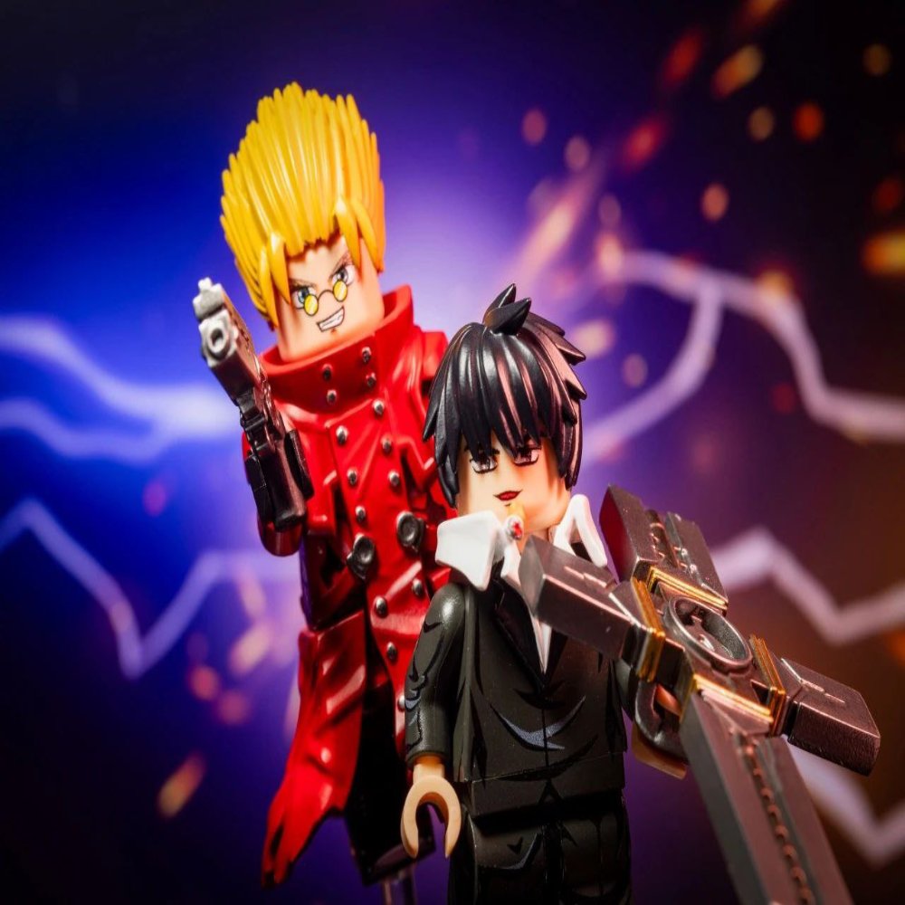 TRIGUN フレグランスセット VASH NICHOLAS D. トライガン・マキシマム』より、額装に入った豪華仕様のピンズ