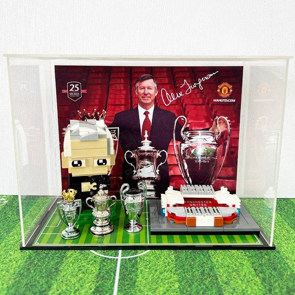 Manchester United brick head figure